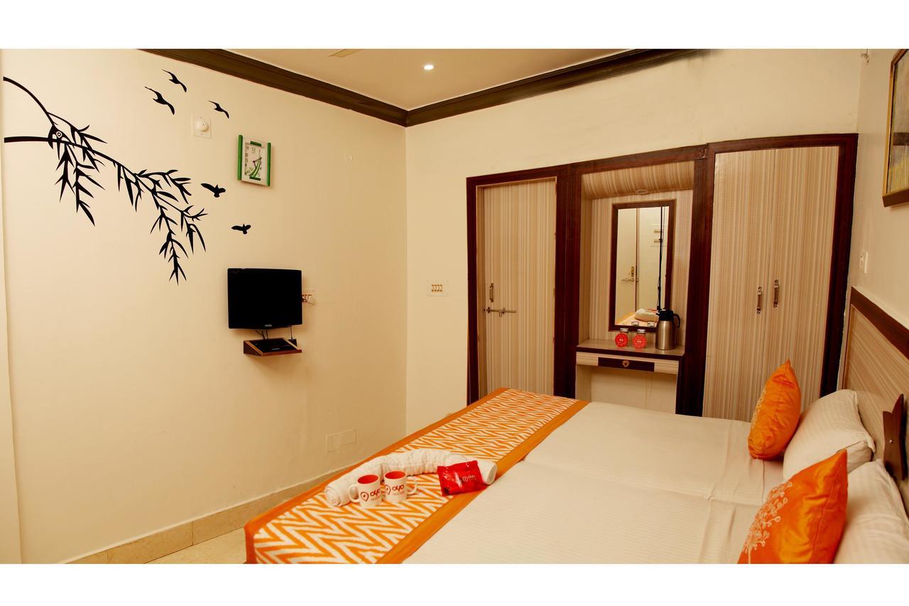 ורנאסי Hotel Lara India מראה חיצוני תמונה