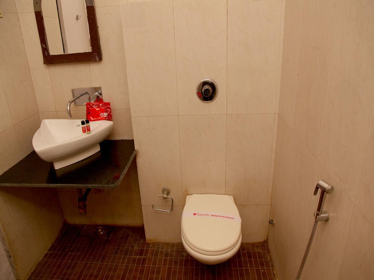 ורנאסי Hotel Lara India מראה חיצוני תמונה